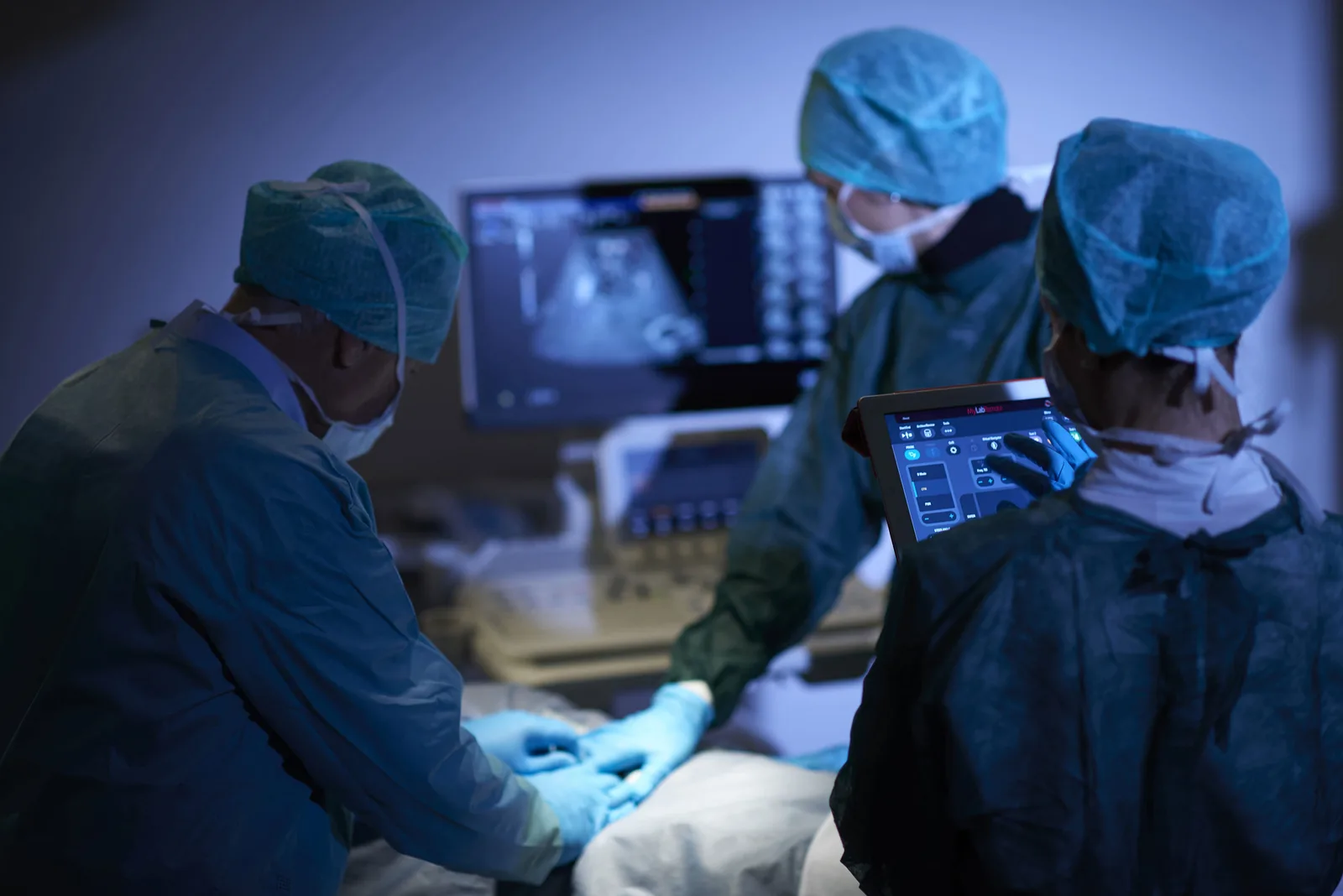 Wbudowany w aparat samouczek w procesie uczenia się diagnosty USG