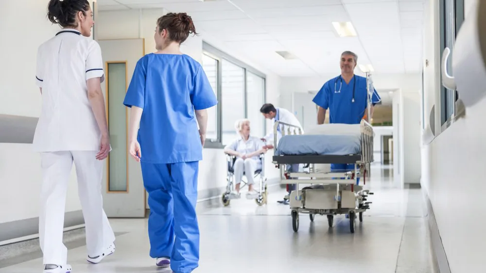 Zaawansowanie technologiczne ultrasonografu, a jego wydajność czyli jak szybki może być aparat USG?
